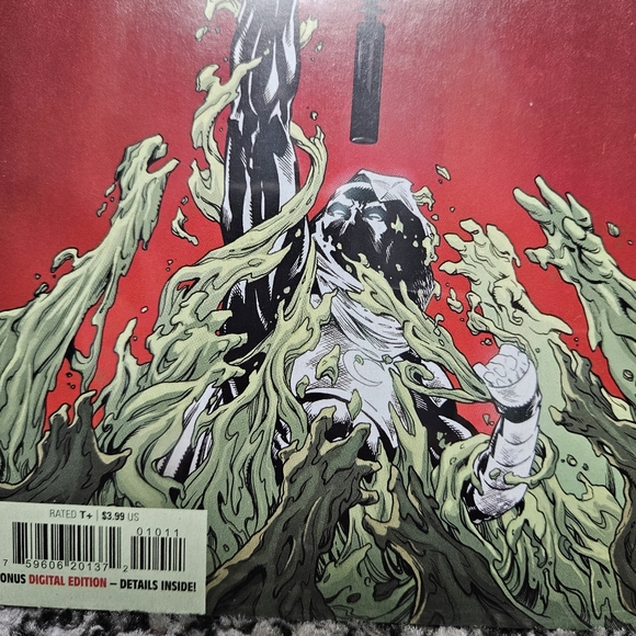 MoonKnight Moon Knight Marvel Comics #10 Comic Book - Picture 3 of 6